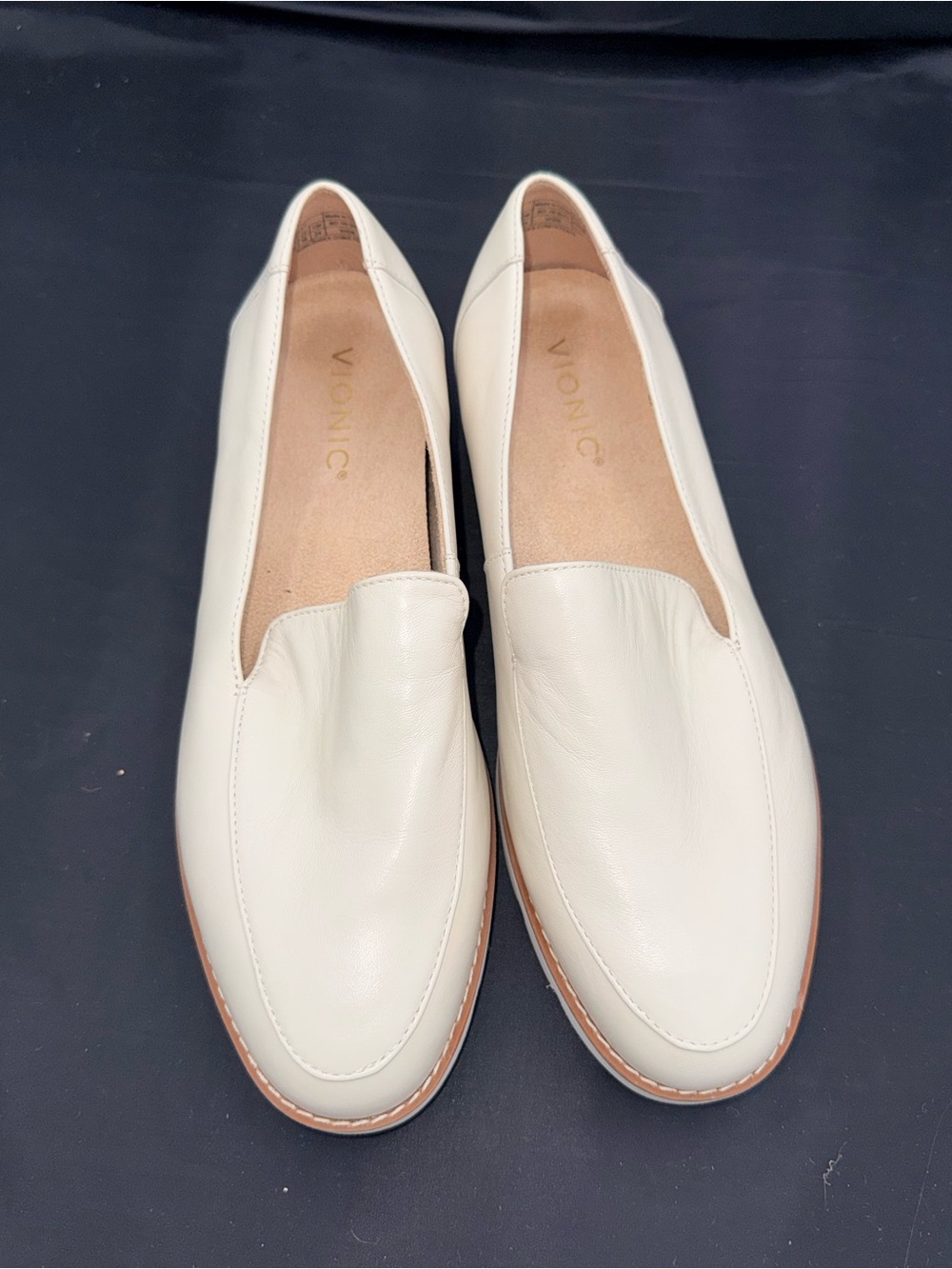 Vionic Kensley Cream Leather Lug Sole Loafers 7.5 Quiet Luxury Preppy Comfort - Picture 6 of 9